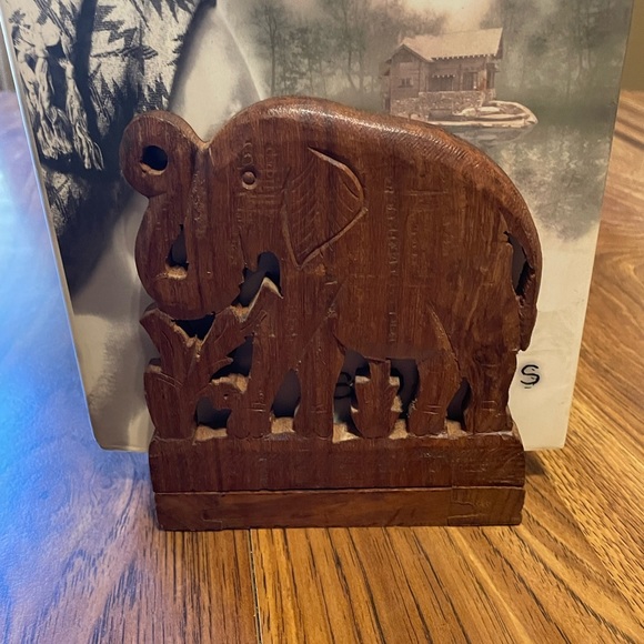 Vintage Carved Sliding Bookends Elephants Adjustable Bohemian - Picture 1 of 12